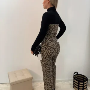 MONO ANIMAL PRINT SIN MANGAS