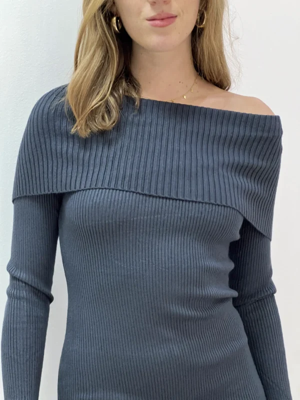 VESTIDO CUELLO BARCO - Imagen 2