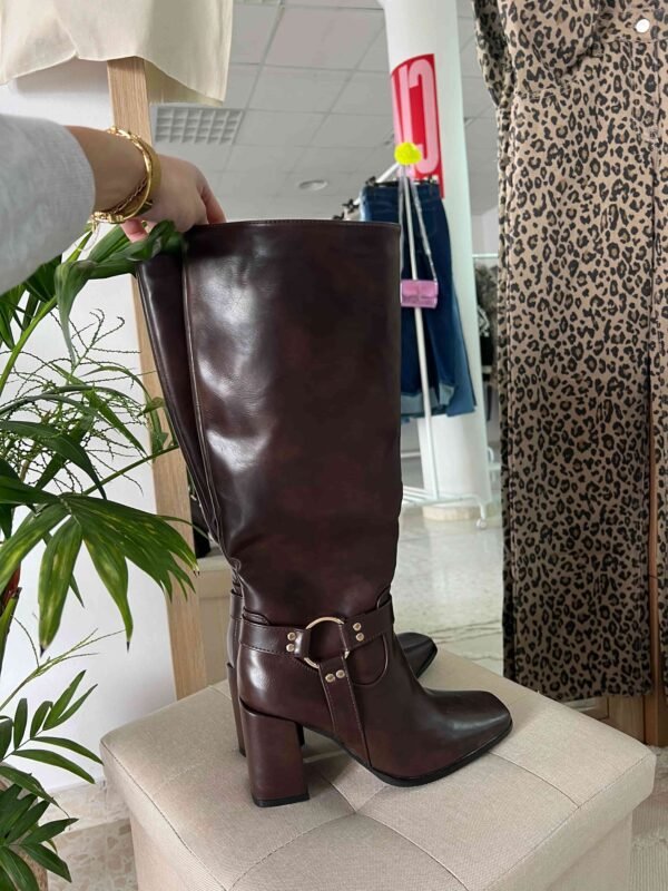 BOTA HEBILLAS