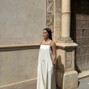 VESTIDO BEIGE DETALLE NEGRO